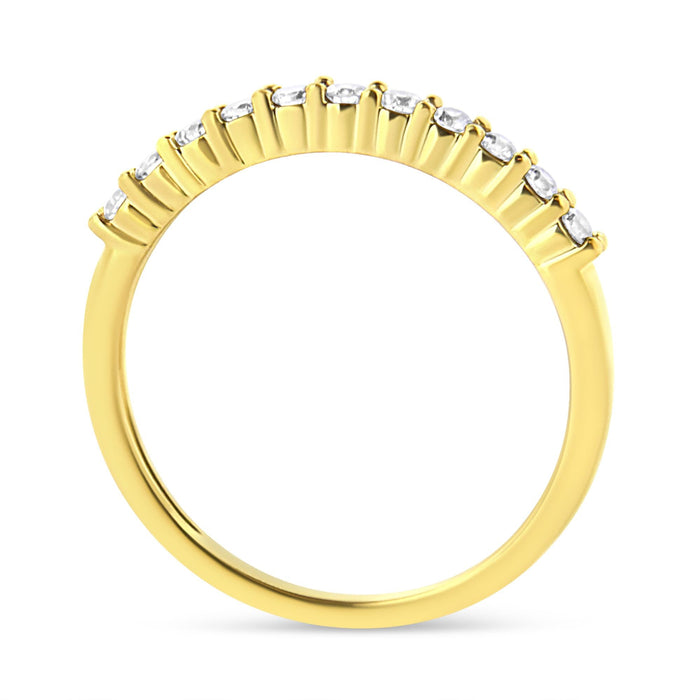 Anillo estilo banda acanalada de garras con diamantes certificados por IGI de 1/4 ct. p.t. en oro amarillo de 10K, foto 2