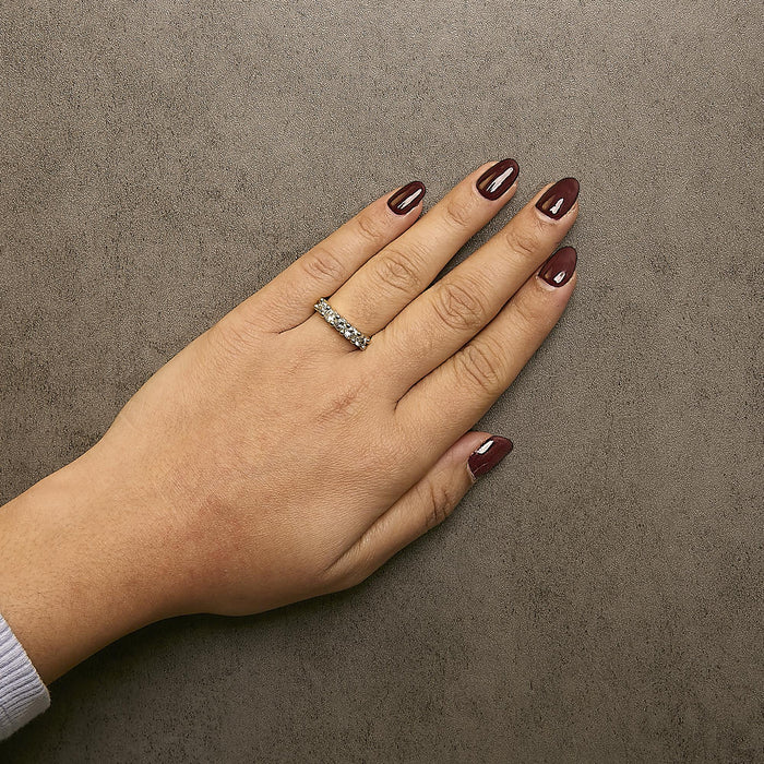 Anillo de banda de garras compartidas con 5 diamantes de 1 ct. p.t. en plata de ley bañada en oro amarillo de 14K, foto 3