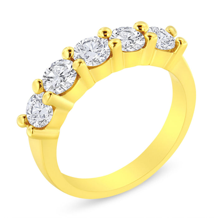 Anillo de banda de aniversario con diamantes de 1 1/2 ct. p.t. en plata de ley bañada en oro amarillo de 14K, foto 4