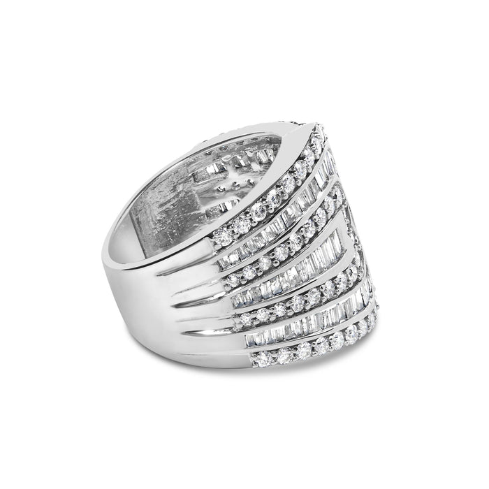 Anillo bypass de varias hileras con diamantes redondos y talla baguette de 2 1/2 ct. p.t. en oro blanco de 10K, foto 2