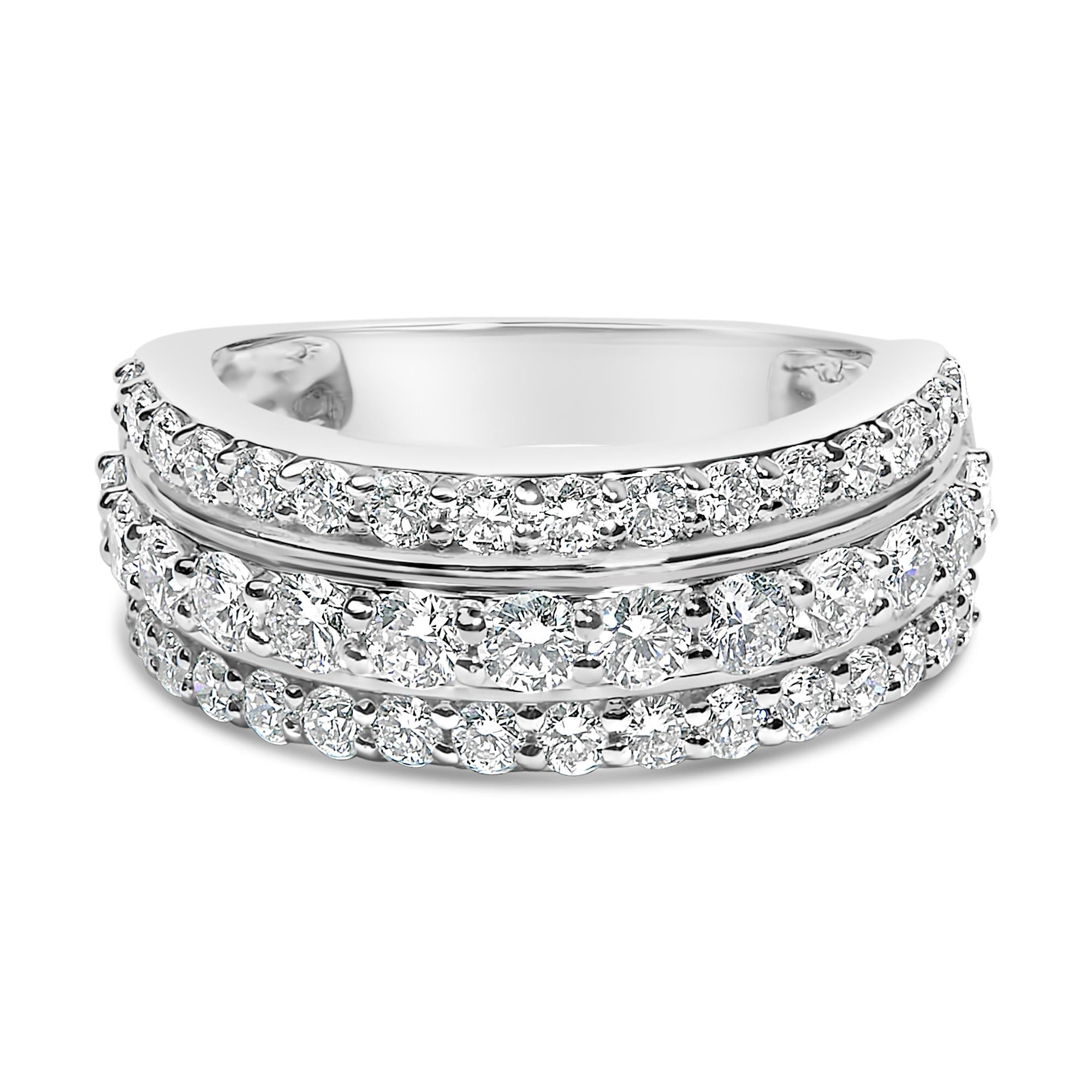 Anillo de banda de 3 hileras con diamantes cultivados en laboratorio de 2 ct. p.t. en plata de ley, foto 1