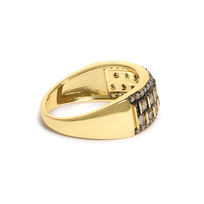 Anillo de banda con diamantes color champán de 3/4 ct. p.t. en plata de ley bañada en oro amarillo de 10K, foto 2
