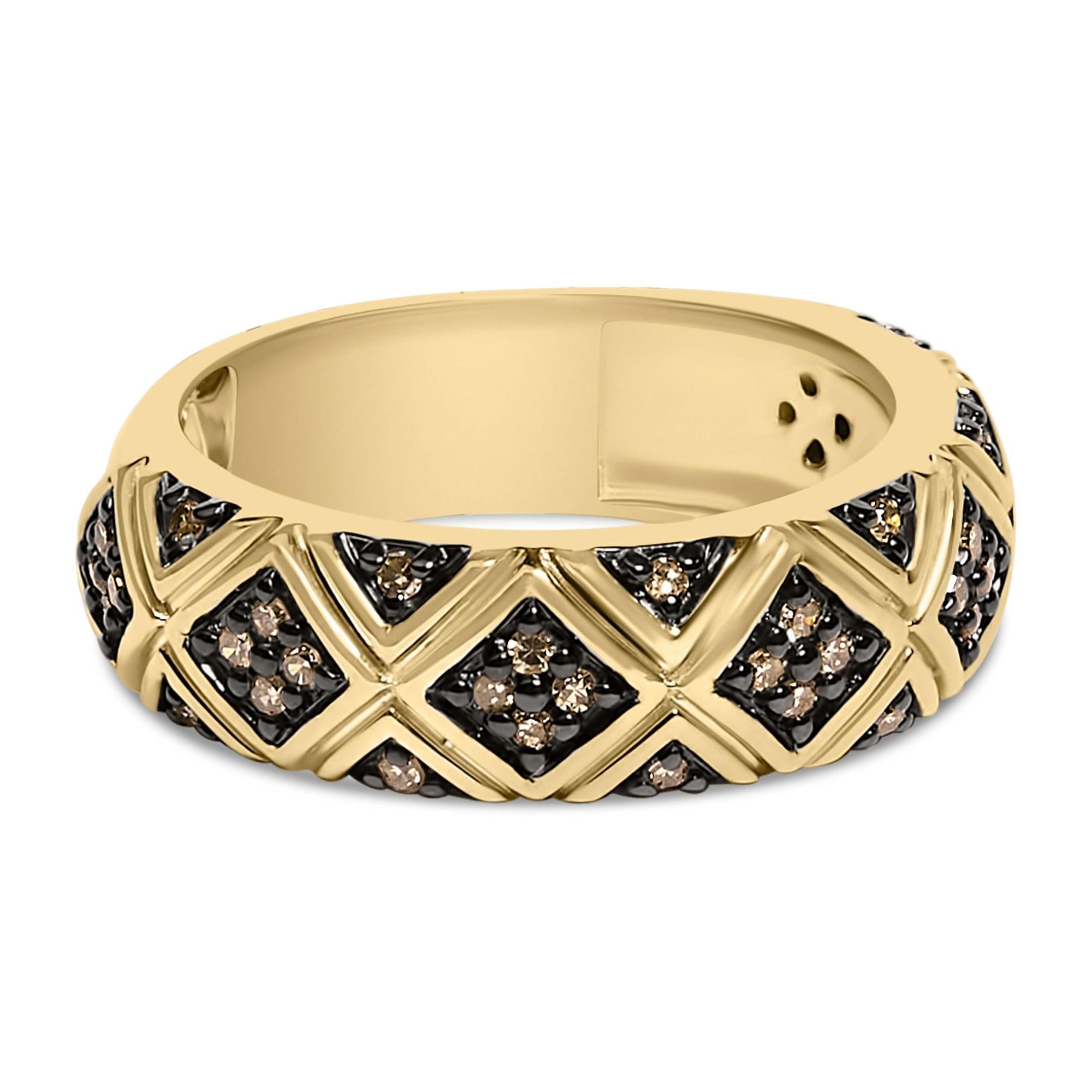Anillo de banda estilo geométrico con diamantes champán de 3/8 ct. p.t. en plata de ley bañada en oro amarillo de 10K, foto 1