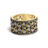 Anillo de banda ondulada con diamantes champán de 2 1/2 ct. p.t. en plata de ley bañada en oro amarillo de 10K