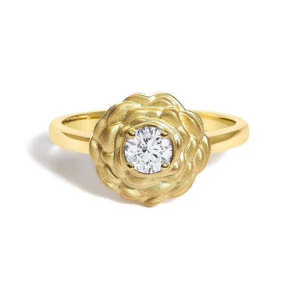 Anillo solitario con diamante cultivado en laboratorio de 1/3 ct. p.t. en plata de ley bañada en oro amarillo de 14K, foto 1