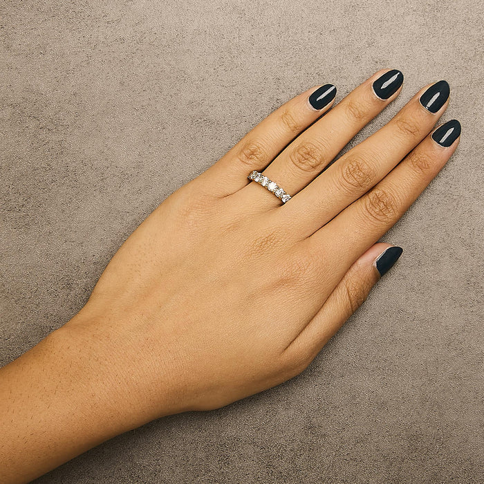 1 1/2 Ct. T.W. Diamond 7 Stone Band Ring in 14K Gold, photo 5