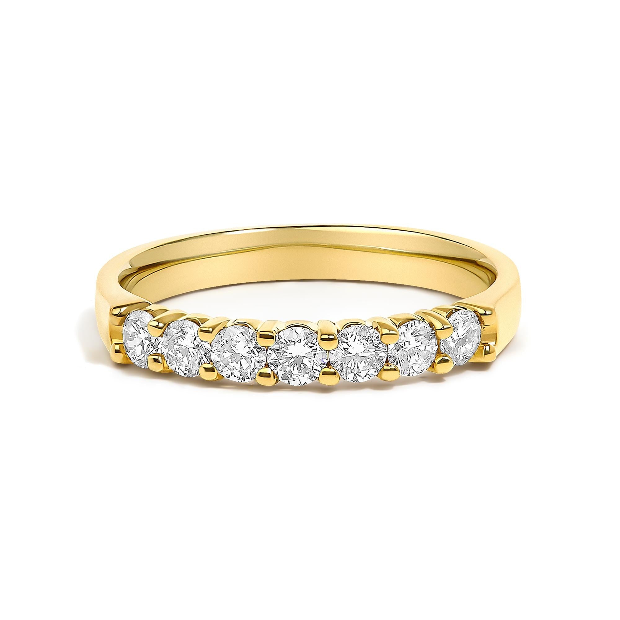 Anillo de banda de 7 piedras con diamantes de 1/2 ct. p.t. en oro de 14K, foto 1