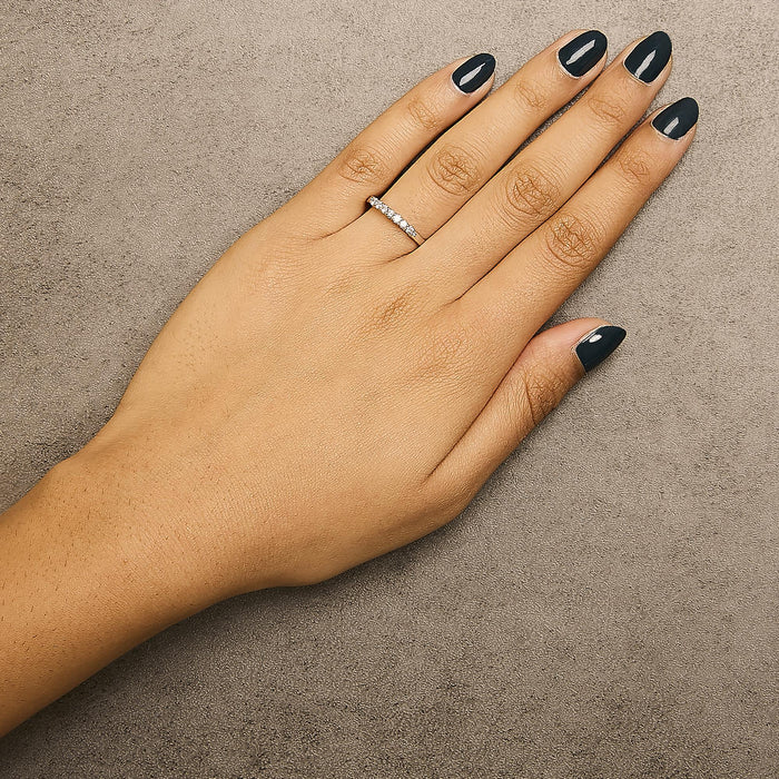 Anillo de banda con 7 diamantes de 1/4 ct. p.t. en oro de 14K, foto 6