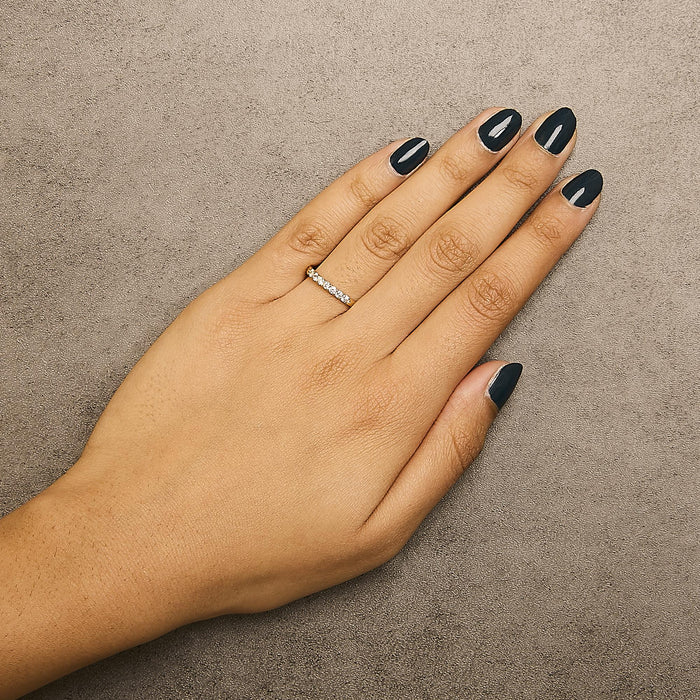 Anillo de banda con 7 diamantes de 1/4 ct. p.t. en oro de 14K, foto 5