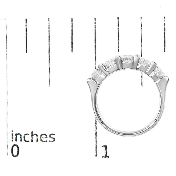 Anillo de banda de cinco piedras con diamantes redondos de 2 ct. p.t. en oro de 14K, foto 14