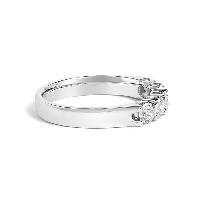3/4 Ct. T.W. Diamond 5 Stone Band Ring in 14K Gold, photo 4