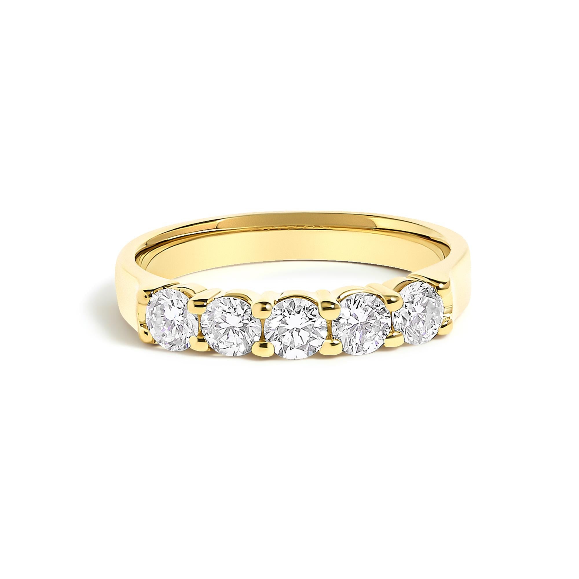 3/4 Ct. T.W. Diamond 5 Stone Band Ring in 14K Gold, photo 1