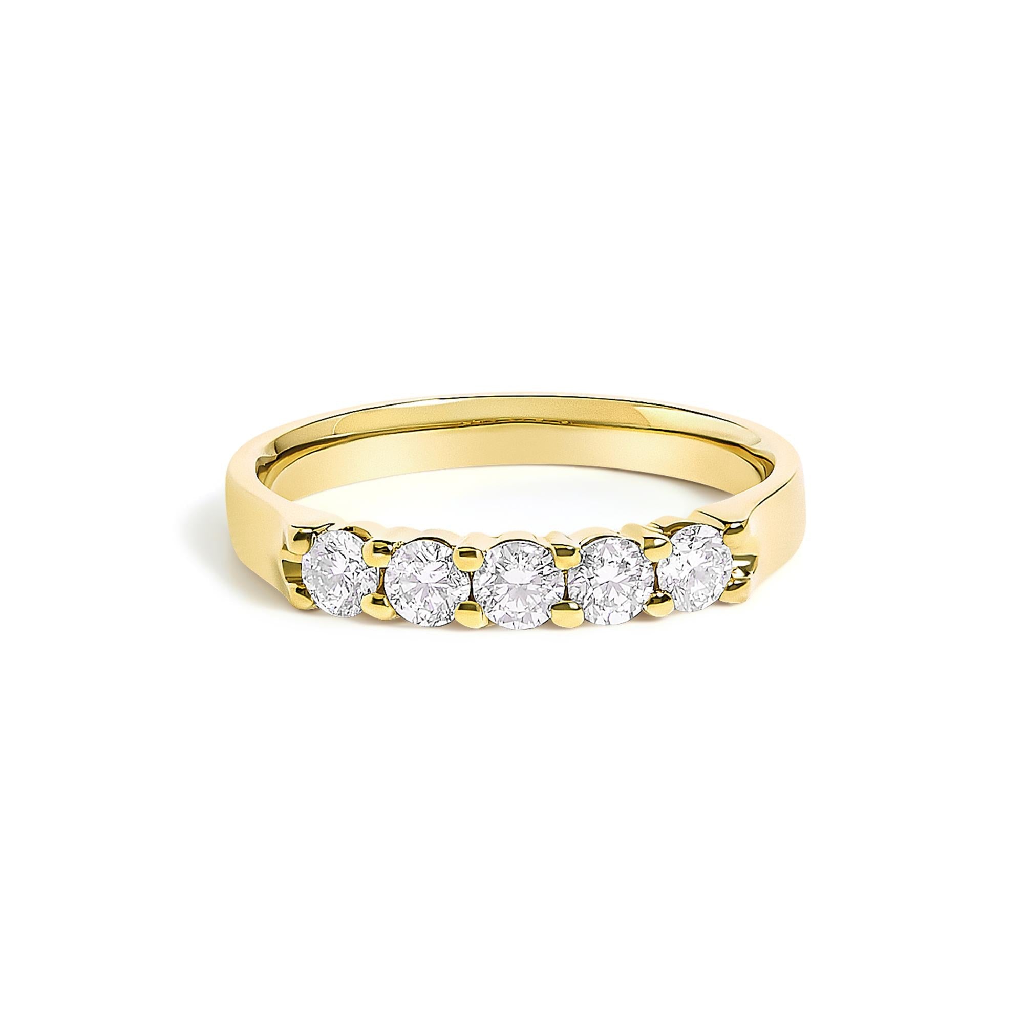 1/2 Ct. T.W. Round Diamond 5 Stone Classic Band in 14K Gold, photo 1