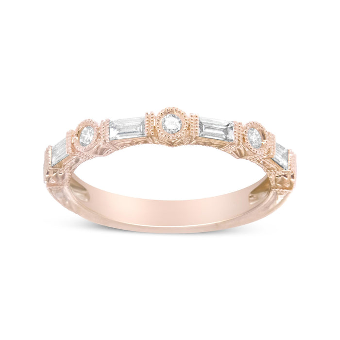 Anillo de banda nupcial con diamantes baguette y redondos de 3/8 ct. p.t. en oro rosa de 14K, foto 2