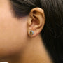 Aretes de botón solitario de bisel con piedra creada en laboratorio de 6mm en plata de ley, foto 22