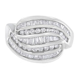 Anillo de banda cruzado con diamantes de 1 ct. p.t. en oro blanco de 14K
