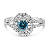 Anillo de doble halo entrelazado con diamantes blancos y azules tratados de 1 1/3 ct. p.t. en oro blanco de 14K