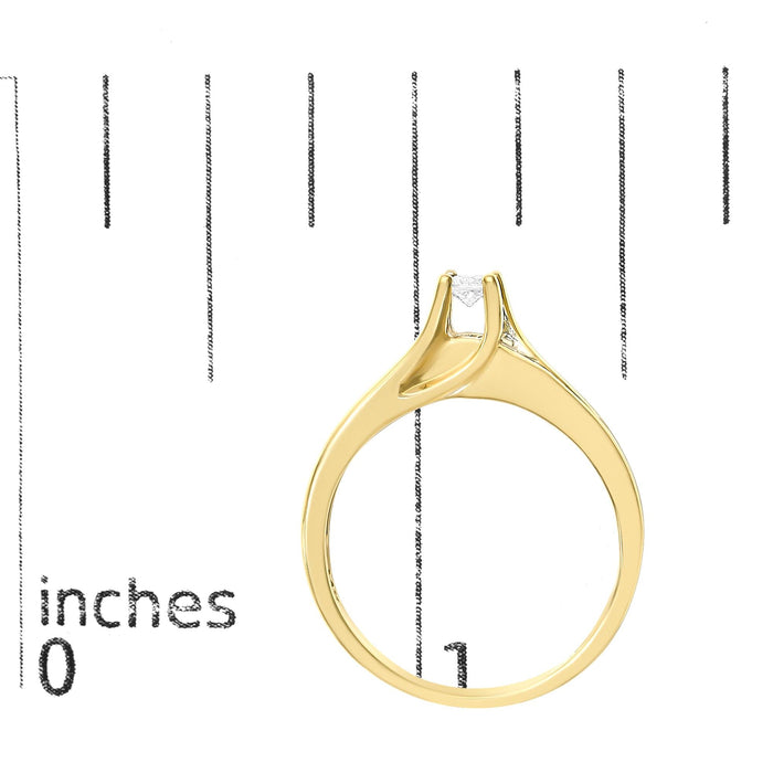 Anillo de compromiso con diamantes de talla princesa de 1/4 ct. p.t. en oro amarillo de 14K, foto 7