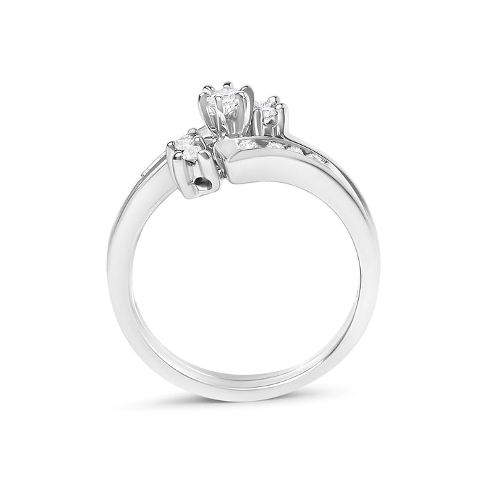 Conjunto de anillos nupciales de compromiso en espiral con diamantes de 3/8 ct. p.t. en oro blanco de 14K, foto 6