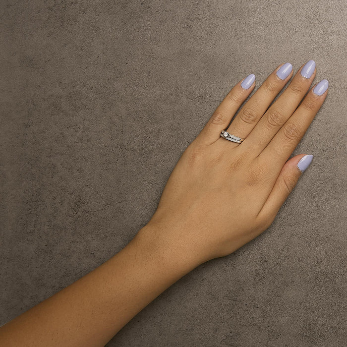 Conjunto nupcial clásico de anillo de compromiso con milgrano y diamantes de 1/3 ct. p.t. en plata de ley, foto 3