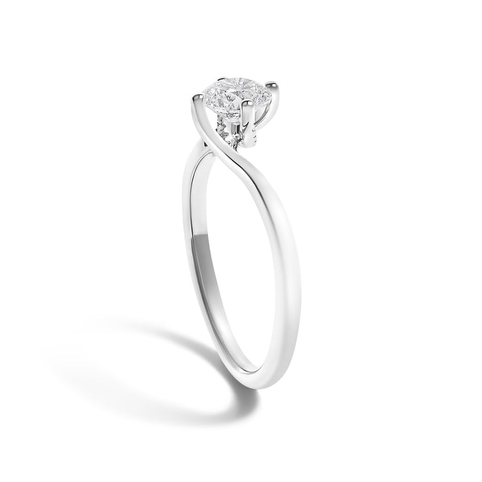 Anillo de compromiso solitario bypass con diamante redondo cultivado en laboratorio de 4/5 ct. p.t. en oro blanco de 14K, foto 5
