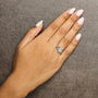 Anillo Claddagh de corazón con diamantes de 3/8 ct. p.t. en oro blanco de 14K, foto 3