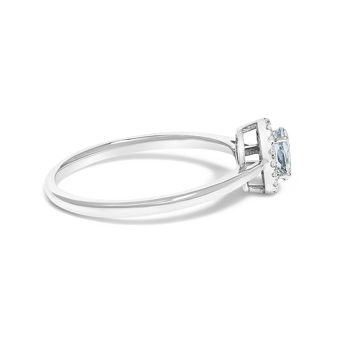 Anillo de halo con piedra natal ovalada de 5x3mm y detalle de diamante en oro blanco de 10K, foto 21