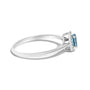 Anillo de halo con piedra natal ovalada de 5x3mm y detalle de diamante en oro blanco de 10K, foto 20