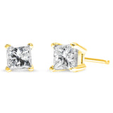 Aretes de botón certificados con diamantes talla princesa de pureza mejorada de 0.50 ct. p.t. en oro amarillo de 14K