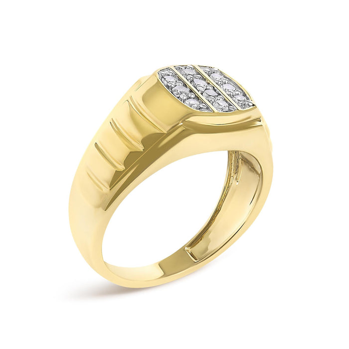 Anillo de banda acanalada para hombre con diamantes de 1/3 ct. p.t. en plata de ley bañada en oro amarillo de 14K, foto 4