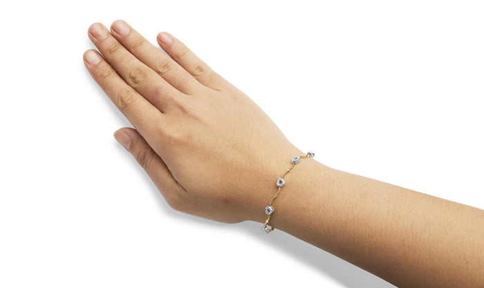 Pulsera de eslabones en S con corazón de pavé y diamantes de 1/3 ct. p.t. en oro de dos tonos de 10K, foto 3