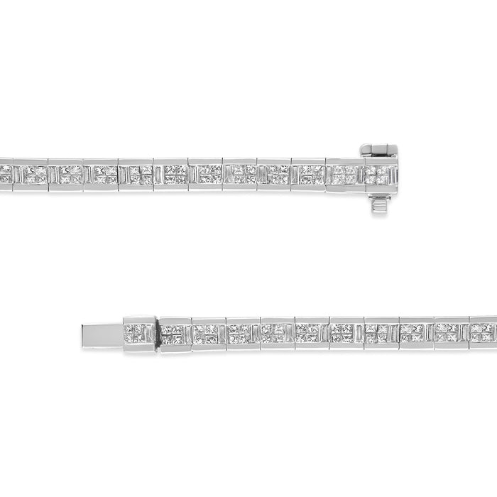 Pulsera tenis alterna de engaste invisible con diamantes princesa y baguette de 4 3/8 ct. p.t. en oro blanco de 14K, foto 5