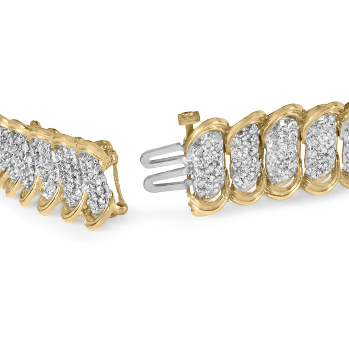 Pulsera de eslabones clásica con diamantes pavé de 4 ct. p.t. en oro amarillo de 10K, foto 2