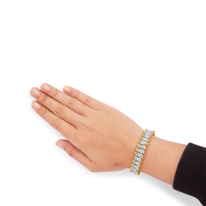 Pulsera de eslabones clásica con diamantes pavé de 4 ct. p.t. en oro amarillo de 10K, foto 3