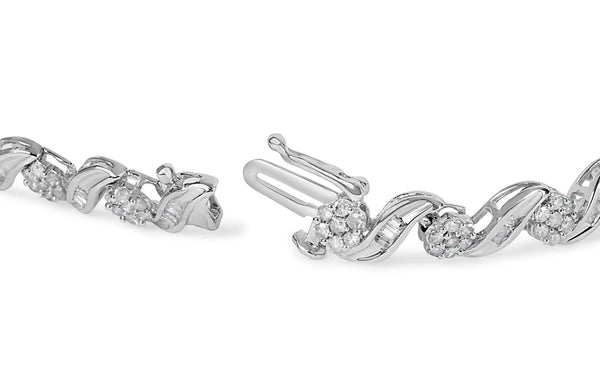 Pulsera de eslabones en espiral con diseño floral y diamantes de 2 ct. p.t. en oro blanco de 10K, foto 2