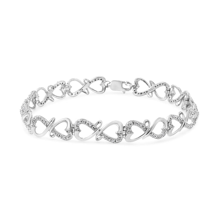 Pulsera de eslabones infinito de doble corazón con diamantes redondos de 1/3 ct. p.t. en plata de ley, foto 1