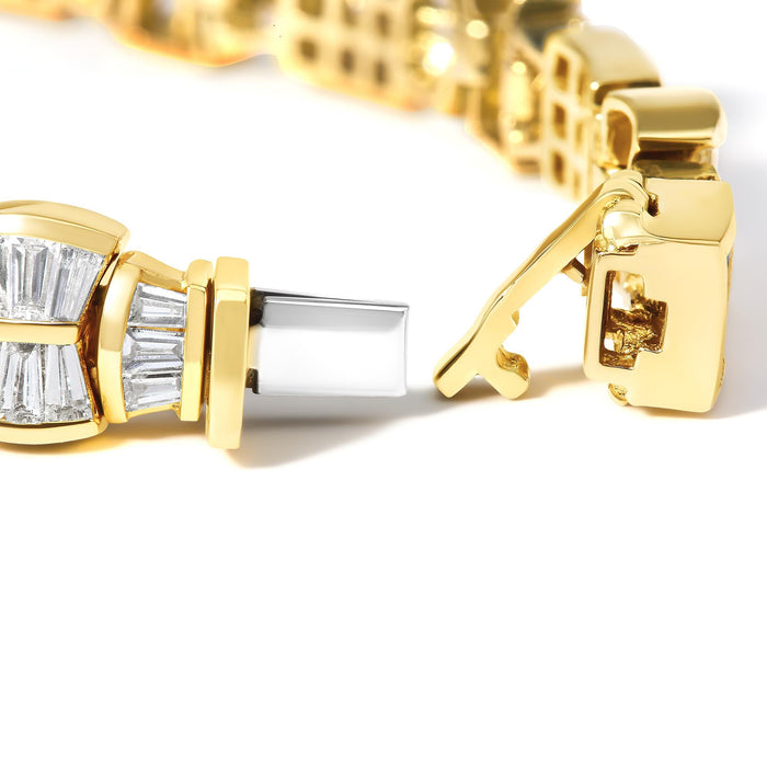 Pulsera tenis de eslabones de lazo y caja con diamantes princesa y baguette de 9 7/8 ct. p.t. en oro amarillo de 14K, color G-H, claridad VS1-VS2, 7 pulg., foto 2