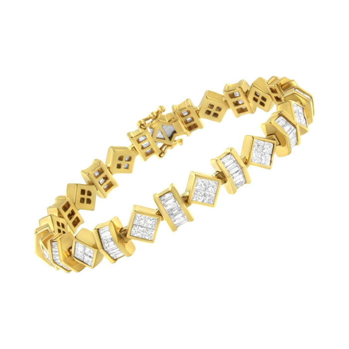 Pulsera de eslabones modernos con diamantes talla princesa y baguette de 7.50 ct. p.t. en oro amarillo de 14K, foto 3