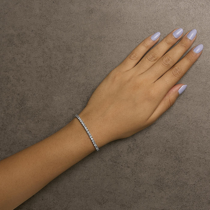 Pulsera tenis clásica con diamantes cultivados en laboratorio de 6 ct. p.t. en oro blanco de 14K, foto 3
