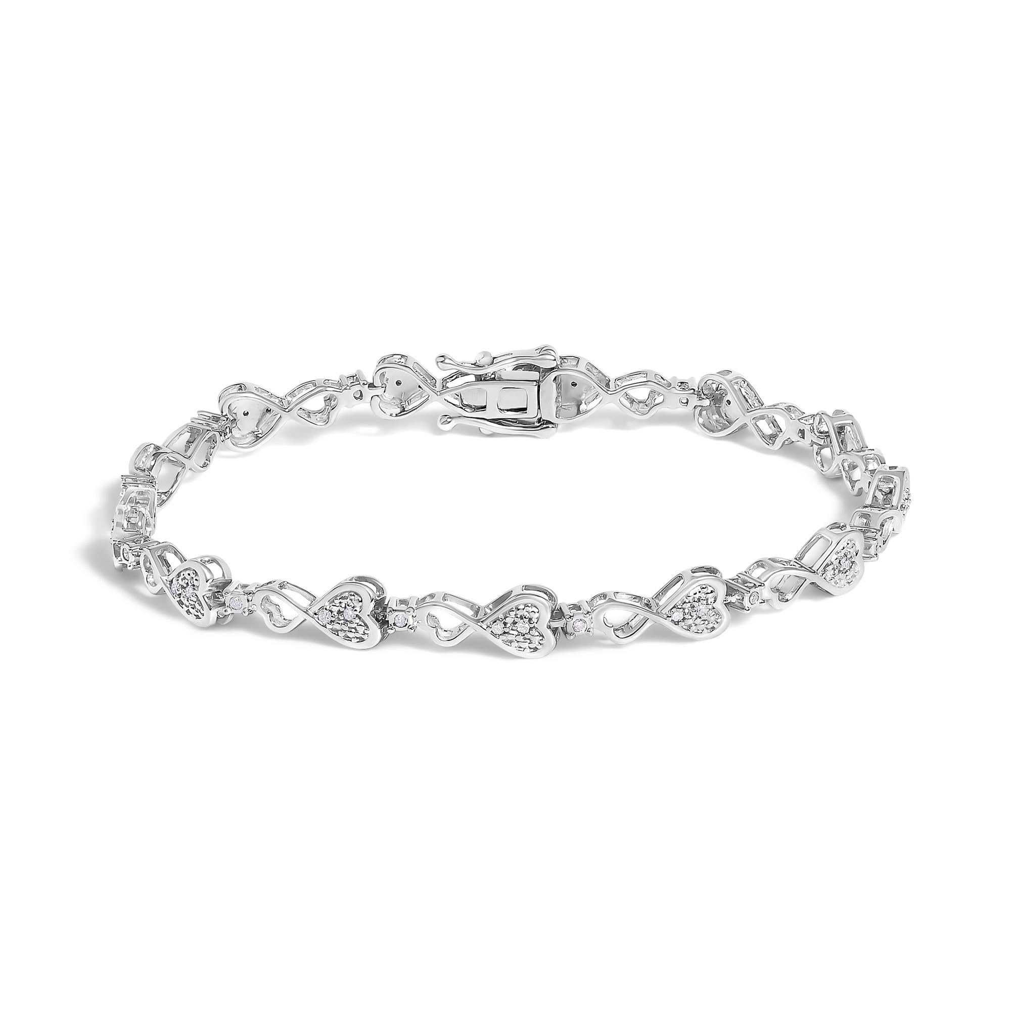 1/4 Ct. T.W. Diamond Infinity Heart Link Bracelet in Sterling Silver, photo 1