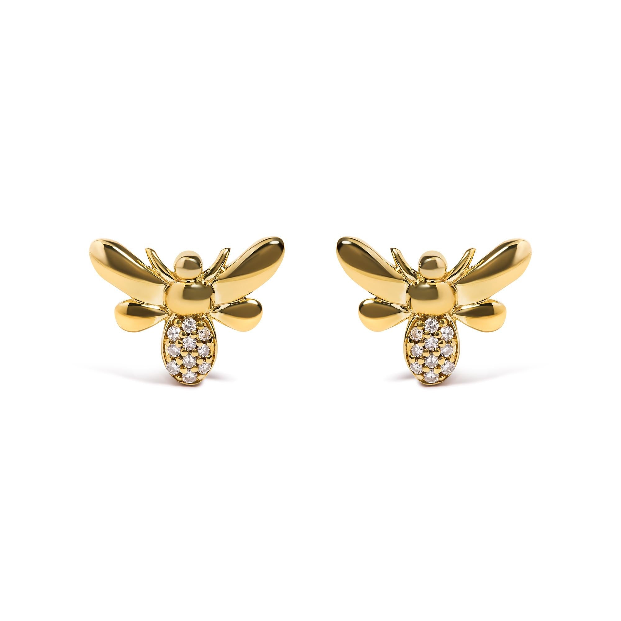 Aretes de botón de abejorro con detalles de diamante en oro amarillo de 10K, foto 1