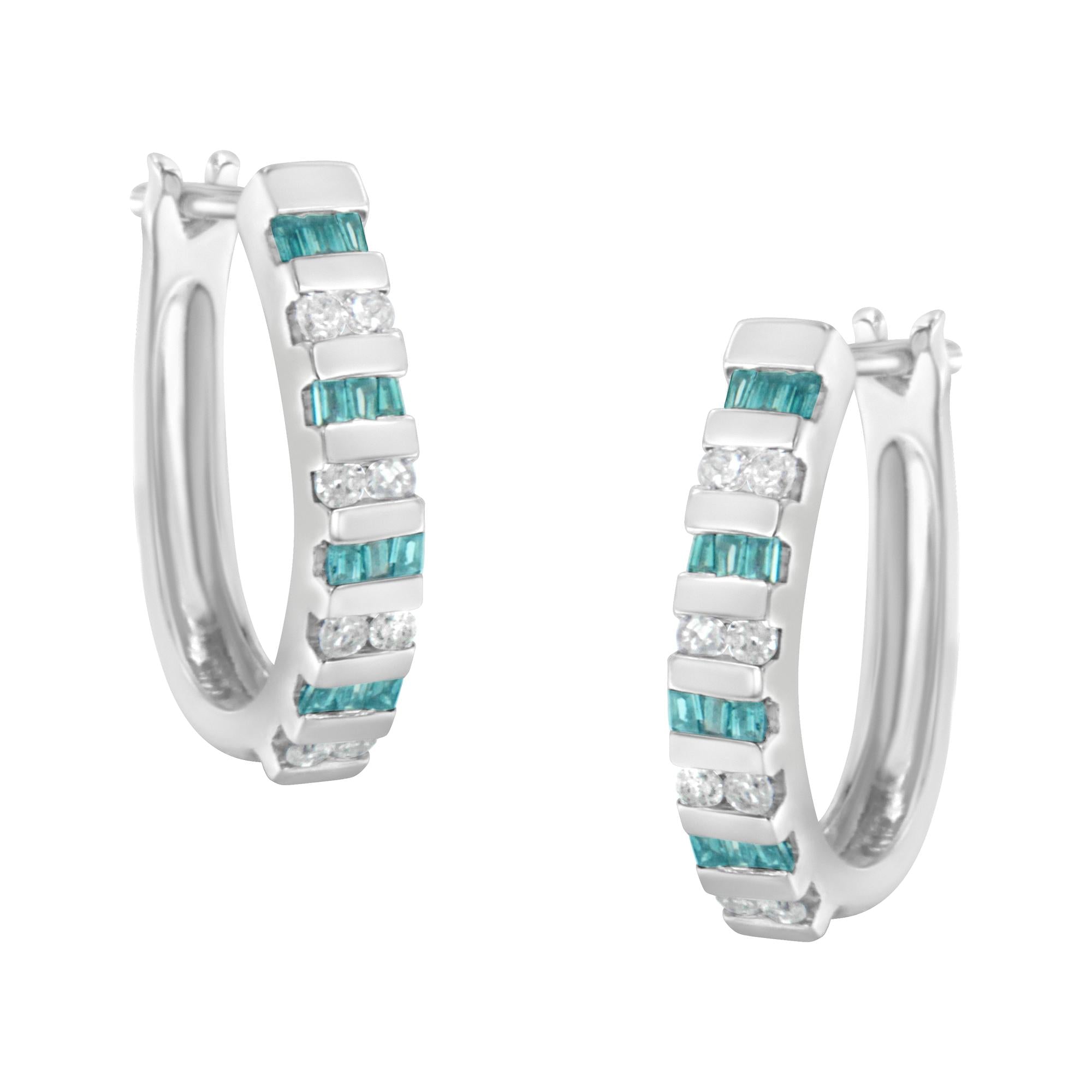 Aretes de aro con diamantes redondos y baguette azules de 0.50 ct. p.t. en oro blanco de 10K, foto 1