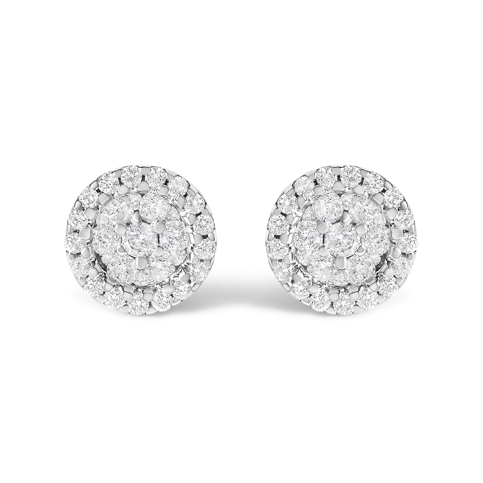 Aretes de botón redondos de racimo estilo halo con diamantes talla brillante de 1/2 ct. p.t. en oro blanco de 14K, foto 1