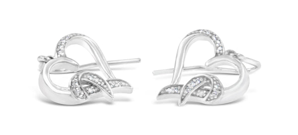 Aretes colgantes de corazón con diamantes redondos de 0.09 ct. p.t. en plata de ley, foto 2