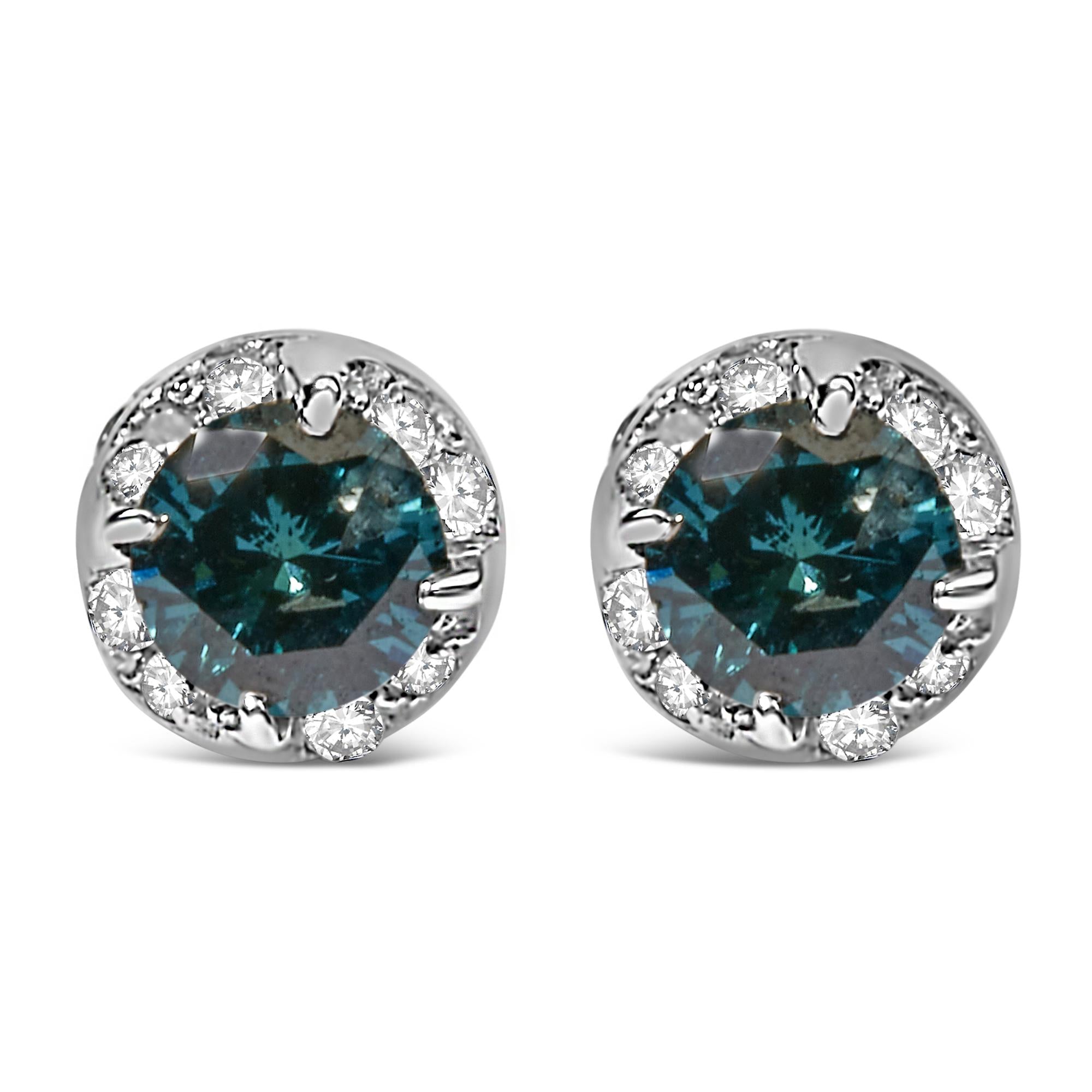Aretes con diamantes redondos blancos y azules tratados de 1/2 ct. p.t. en oro blanco de 14K, foto 1