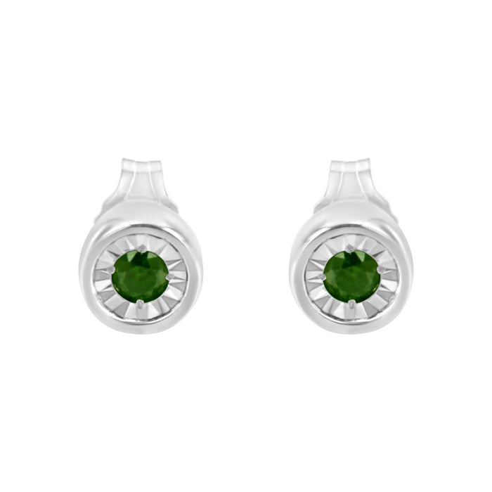 Aretes de botón Miracle-Set con diamantes verdes tratados redondos talla brillante de 1/5 ct. p.t. en plata de ley, foto 4