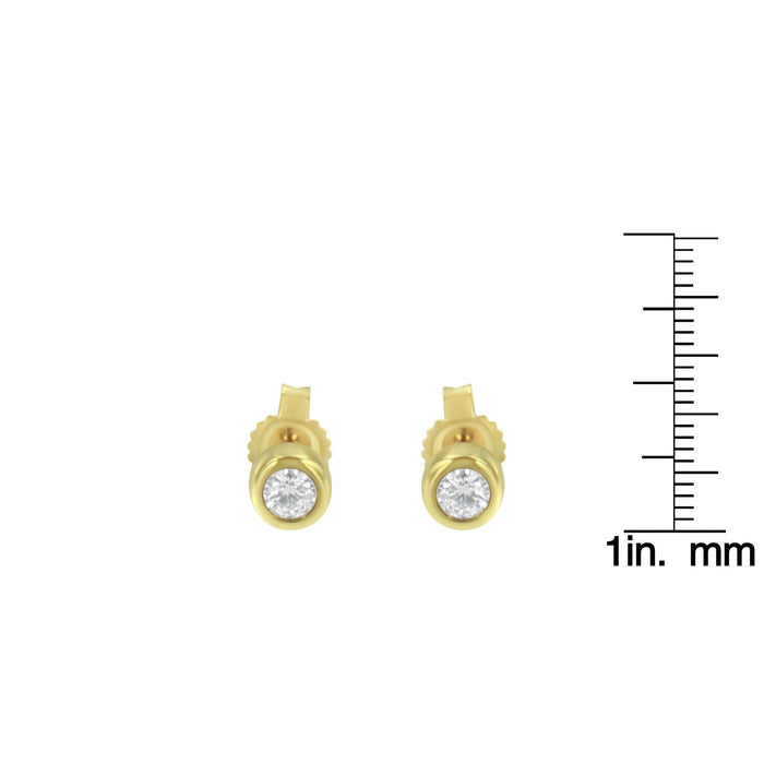 Aretes de botón de bisel con diamantes redondos casi incoloros de 0.15 ct. p.t. en oro de 10K, foto 11