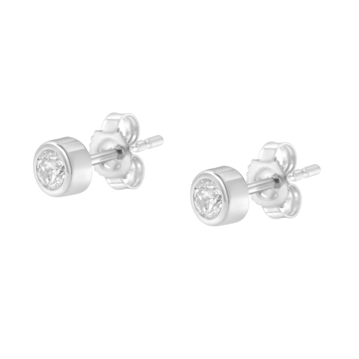 Aretes de botón de bisel con diamantes redondos casi incoloros de 1/5 ct. p.t. en oro de 10K, foto 10