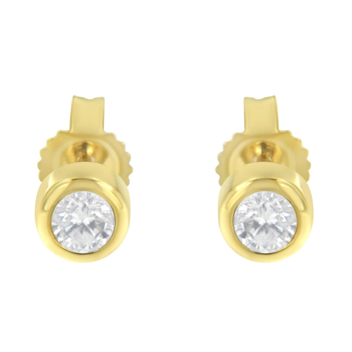Aretes de botón de bisel con diamantes redondos casi incoloros de 1/5 ct. p.t. en oro de 10K, foto 7
