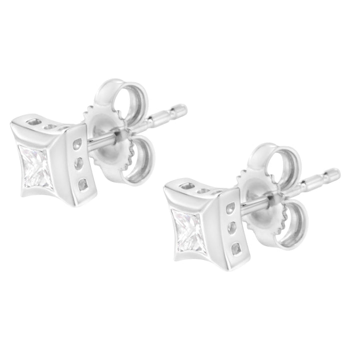 Aretes de botón estilo engaste invisible con diamantes talla princesa de 1/3 ct. p.t. en oro blanco de 10K, foto 5